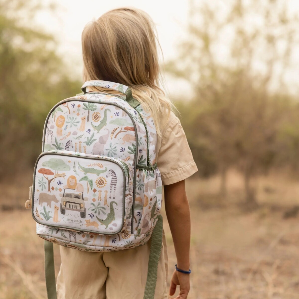 0034775_backpack-white-35-cm-ld4920-3-shopify-square1